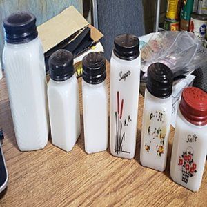 Older Vintage Very Rare Milk Glass 6 Piece Set